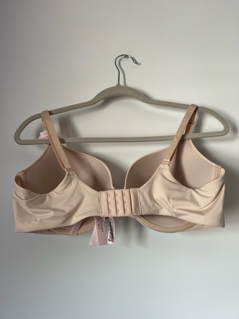 Victoria's Secret Smooth Nude Push-Up T-Shirt Bra - 38D NEW - Picture 6 of 10